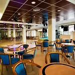 莫纳克福恩吉罗拉公园酒店