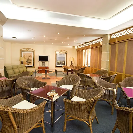 Monarque Park Hotel 4*