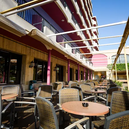 Monarque Park ホテル フエンヒロラ