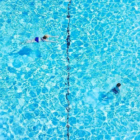 ホテル Monarque Park 4*