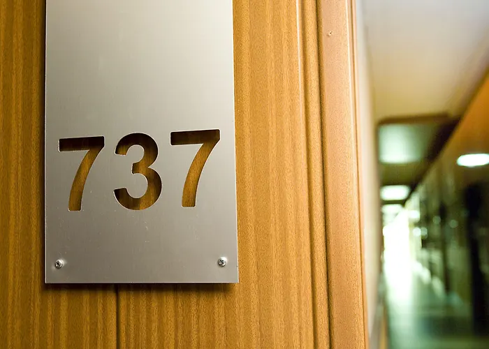 Monarque Park Ξενοδοχείο 4*