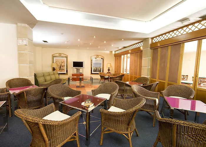 Monarque Park Отель 4*