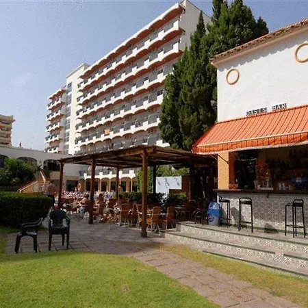Готель Monarque Park 4*