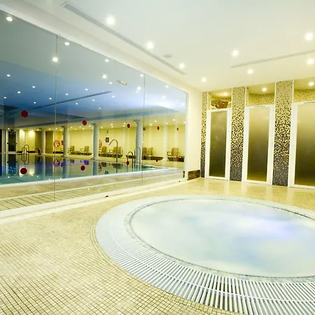 Szálloda Monarque Park 4*